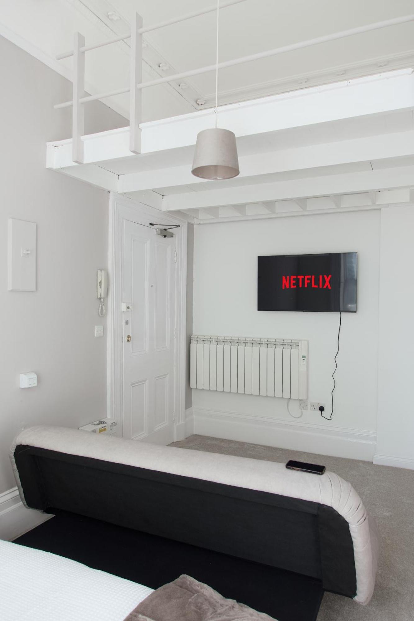 1 Bedroom Apartment - The Opal Τσέλτενχαμ Εξωτερικό φωτογραφία