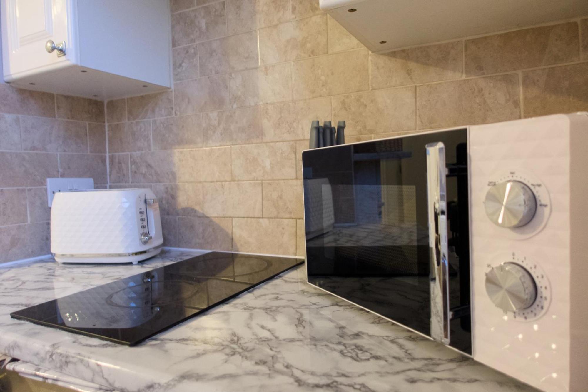 1 Bedroom Apartment - The Opal Τσέλτενχαμ Εξωτερικό φωτογραφία
